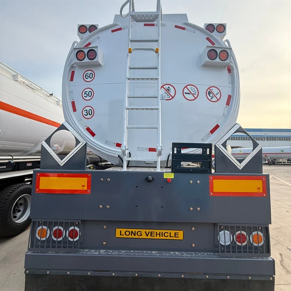 3 Axle Tank Semi Trailer